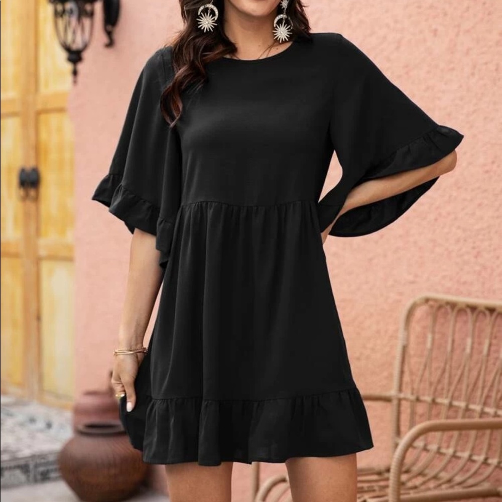 BLACK BABYDOLL DRESS